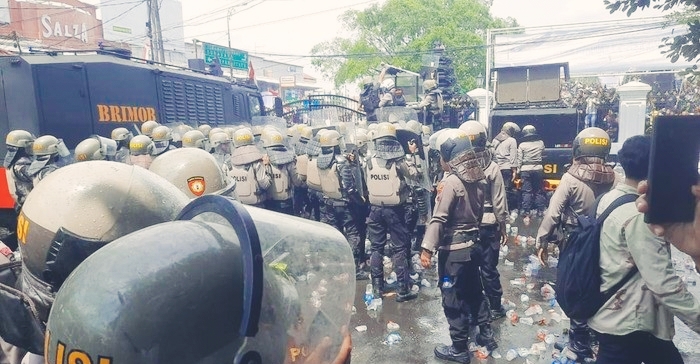Kenaikan yang dinilai sebagai yang tertinggi sepanjang sejarah Pati itu memicu amarah warga.